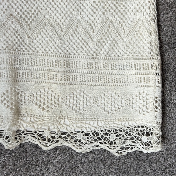 American eagle cream lace skirt - Picture 2 of 4
